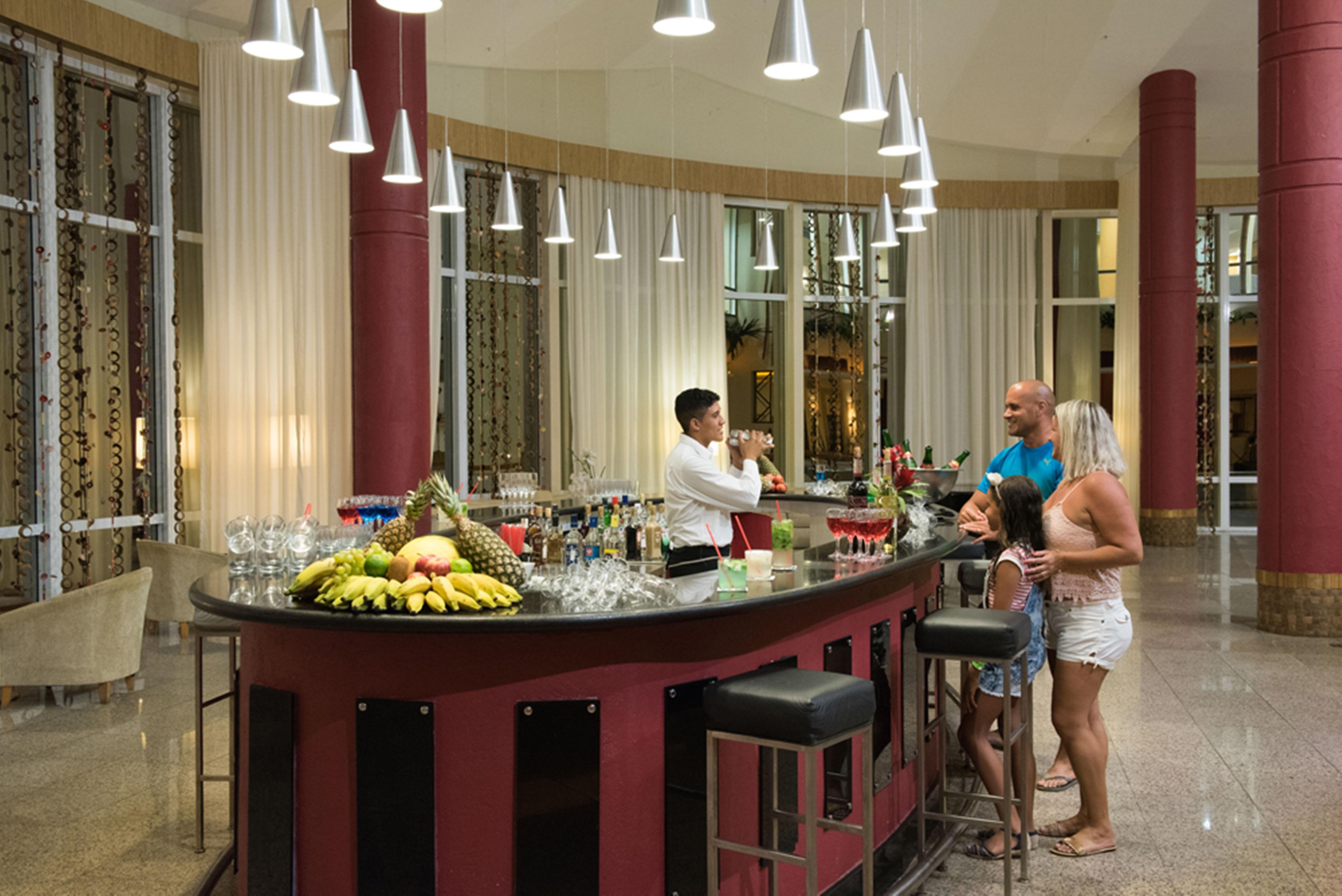 Vila Gale Eco Resort Angra Άνγκρα Ντος Ρέις Εξωτερικό φωτογραφία A bar at a resort